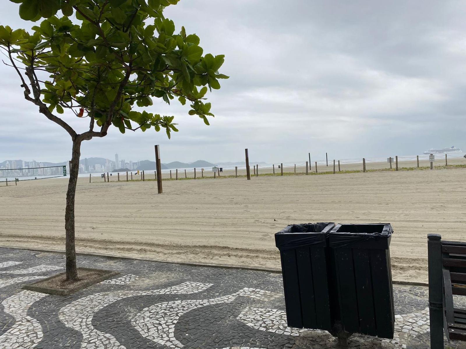 Appartamento Excelente Ap Pe Na Areia Vista Mar Balneário Camboriú Esterno foto